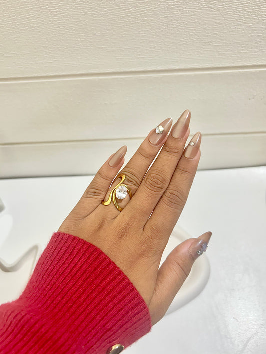 Statement Wave Design Ring